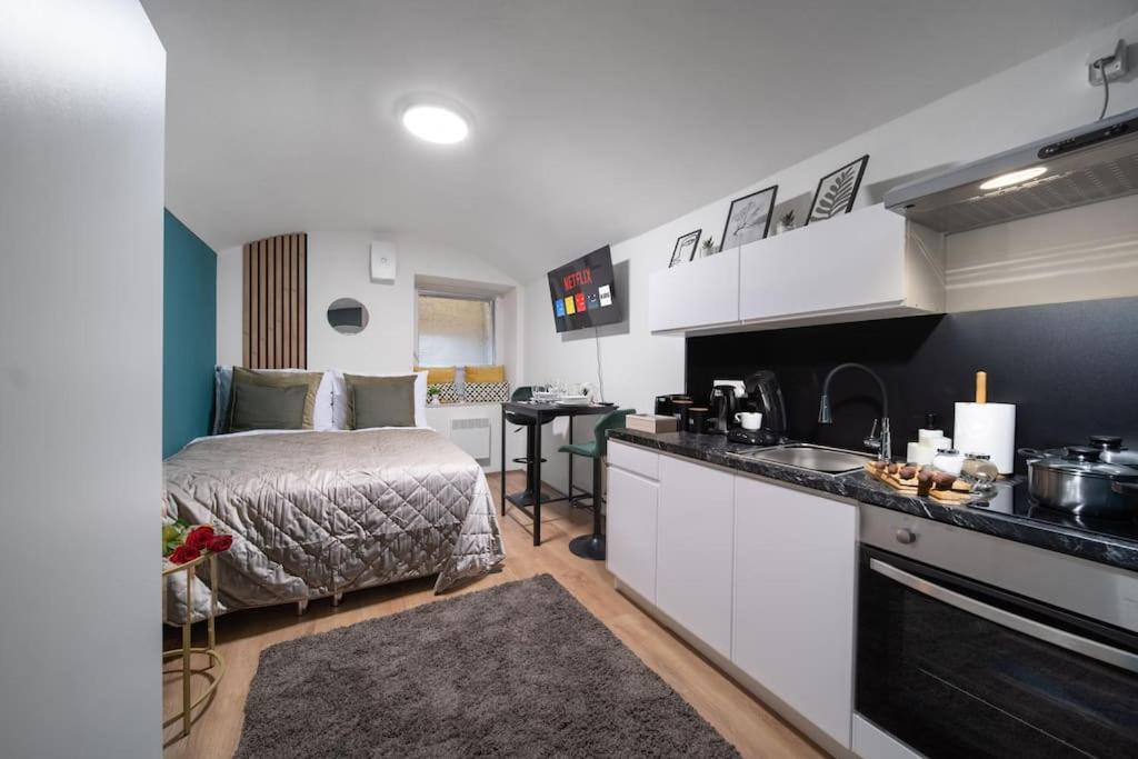 Secret Budget Studio Oasis Прага Екстер'єр фото